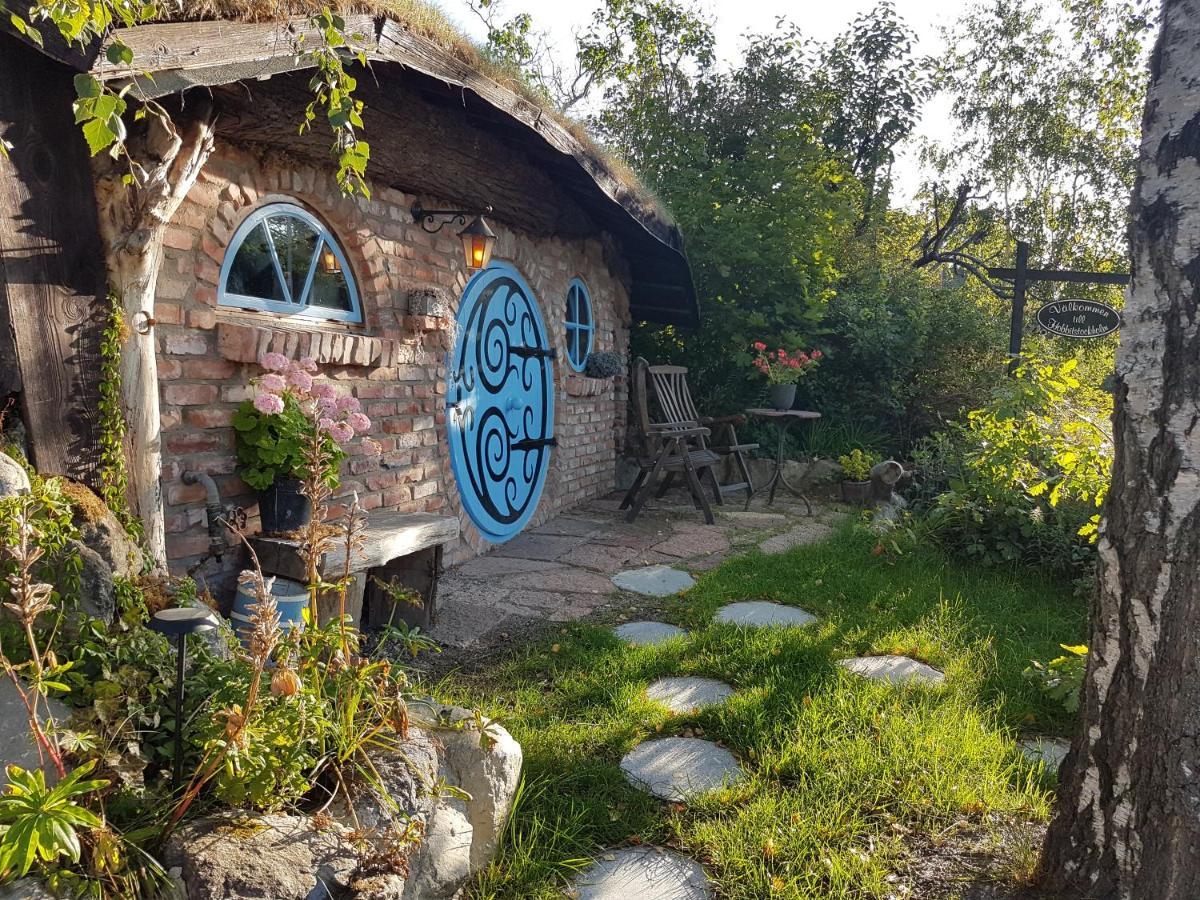 Hobbit Stockholm Nacka Exterior foto